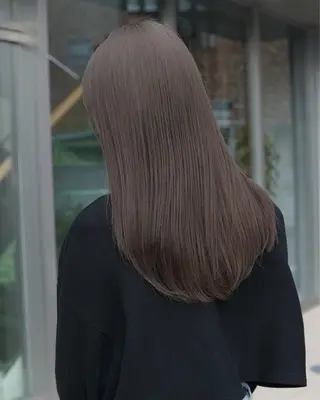 カラー navile 銀座 角田 龍太のヘアスタイル