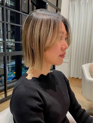 ミディアム ELLE salon サエのヘアスタイル