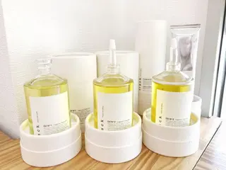 セミロング 山本翔一郎 韓国顔周りレイヤーのヘアスタイル