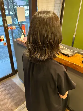 カラー AGREE Momokaのヘアスタイル