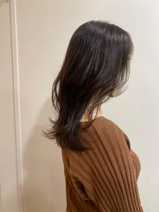 ミディアム カラー salowin渋谷kitaya park前所属・RIKA韓国ヘア/く びれヘア/上品カラーのヘアスタイル