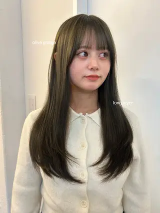 ロング レイヤーカット/ 透明感カラーmikuのヘアスタイル