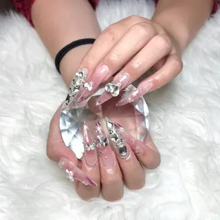 ネイル 藪木 七海のネイルデザイン