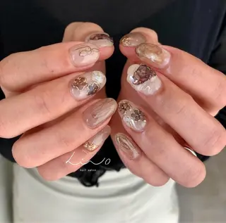 ネイル lino大阪本町店所属・lino 大阪本町店のネイルデザイン