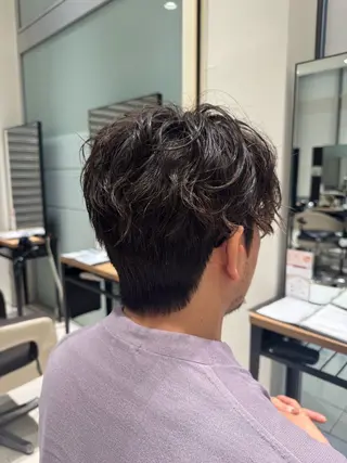 メンズ ダウンパーマ韓国ヘア 櫻井健のヘアスタイル