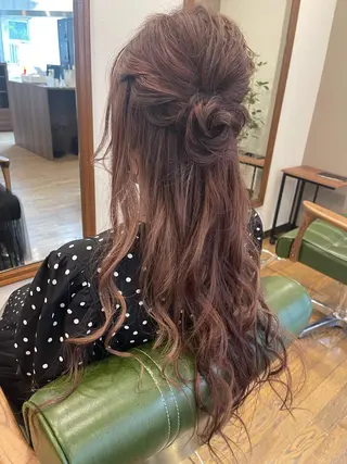 ロング カラー ヘアアレンジ モテ🤍ヘア 🖤gene川島のヘアスタイル