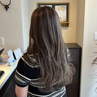 ロング カラー miyu/ハイライト 🔆/透明感カラーのヘアスタイル