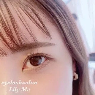 アイブロウ eyelashsalon Lily Me所属・イイダ リナのマツエク・マツパデザイン