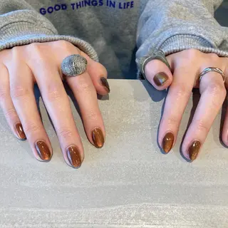 ネイル mano+所属・砂田 はるかのネイルデザイン