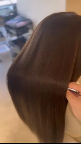 ロング カラー キッズ ネイル マツエク・マツパ アイブロウ 🎗美髪艶髪🫧髪質 改善特化🥇菊地のヘアスタイル