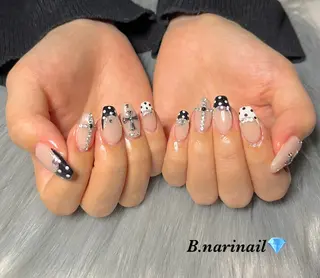 ネイル b.nari nailのネイルデザイン