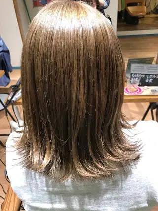 セミロング カラー アメリラブヘアー 土屋 洋平のヘアスタイル