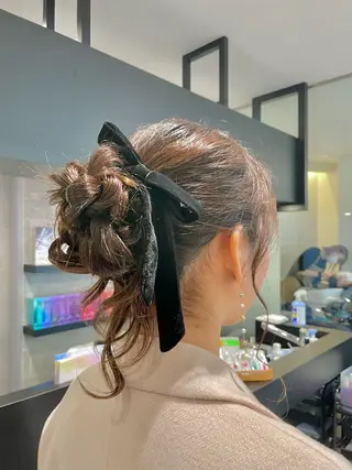 ロング ヘアアレンジ ダブルカラー🦖 /髪質改善⚡️しおりのヘアスタイル