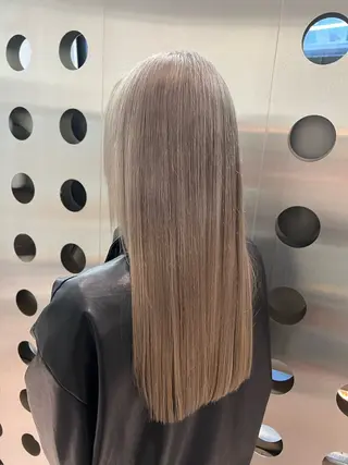 セミロング カラー 堀江 /木下椋麻のヘアスタイル