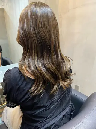 セミロング くすみカラー♡ Yuukaのヘアスタイル