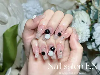 ネイル E.N🦋 長さ出し/持ち込みのネイルデザイン