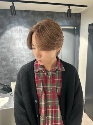 ミディアム カラー メンズ SALOWIN 原宿 iori所属・💈センターパート パーマ特化💈雄太のヘアスタイル