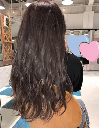 ロング カラー comfy すずなのヘアスタイル