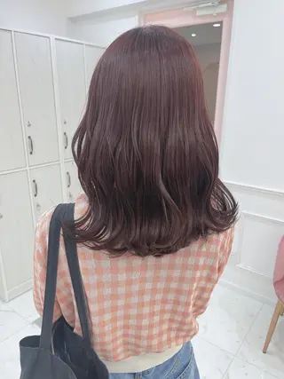 ロング カラー 新井 凪のヘアスタイル