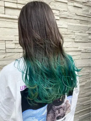 セミロング カラー 透明感カラーブリーチ 🌼シゲモトアヤ🌼のヘアスタイル