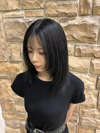 セミロング 透明感カラー🫧/ ブリーチ🇰🇷れいのヘアスタイル
