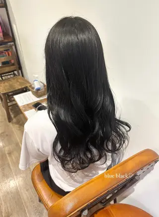 ロング カラー パーマ ヘアアレンジ キッズ ネイル マツエク・マツパ アイブロウ himawari♡ 柔らかいカラーのヘアスタイル