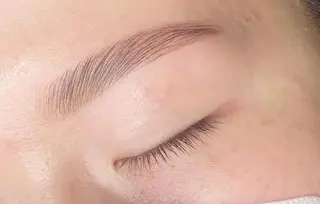 アイブロウ まつげ&まゆげ専門店 POCCO(ポコ)所属・PO CCOのマツエク・マツパデザイン