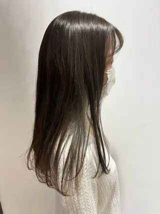 セミロング カラー 🐺ウルフ/レイヤー 似合わせ‎🤍沙羅のヘアスタイル