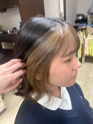 ミディアム カラー 徳留 もも花のヘアスタイル