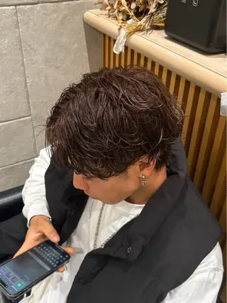 カラー メンズ 辺土名 皇冶のヘアスタイル