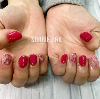 ネイル マツエク・マツパ 美容室 ソンリエのヘアスタイル