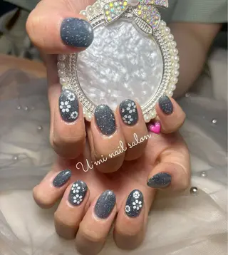 ネイル U·Mi nail salon所属・U·MI 長さ出し専門店のネイルデザイン