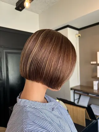 ショート カラー VISEO ／ Suzuのヘアスタイル