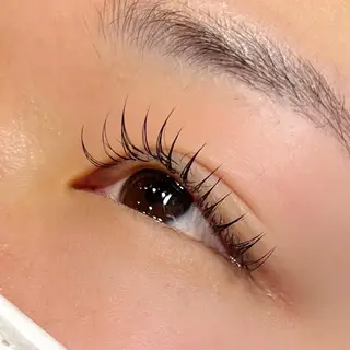 マツエク・マツパ Lash&brow PORTE269あべの店所属・吉原 果帆のマツエク・マツパデザイン