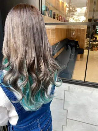 ロング カラー 谷合 貴志のヘアスタイル