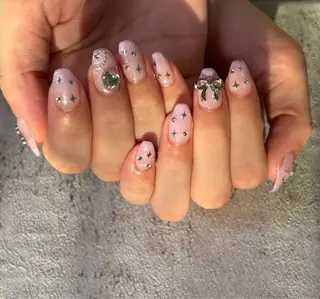 ネイル 黒瀬 奈津季のネイルデザイン