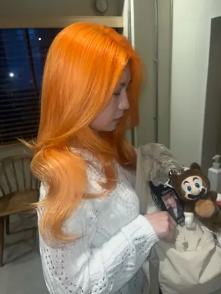 ロング カラー 🦮shiori アイドルオタク🦮のヘアスタイル