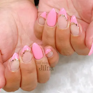 ネイル JiIna nailのネイルデザイン