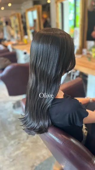 ロング カラー 髪質改善カラー ベージュ🤎YUMEのヘアスタイル