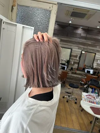 ミディアム NANAMI/透け感 /グレージュのヘアスタイル