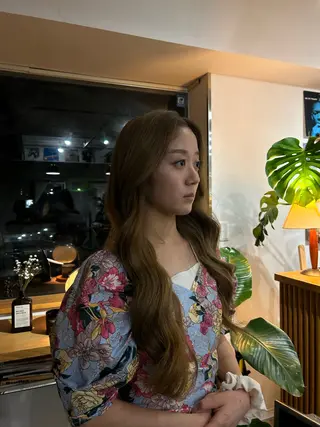 ロング AOI✖️ BY MY SIDEのヘアスタイル