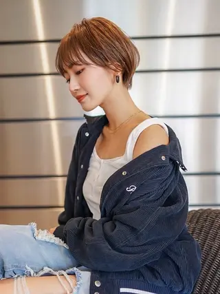 ショート カラー MISAKI🪐 縮毛矯正のヘアスタイル