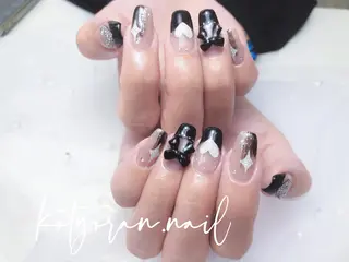 ネイル モナ& ミユのネイルデザイン