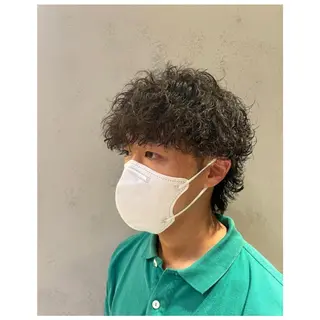 セミロング メンズ レイヤー・波巻き RYOSUKEのヘアスタイル