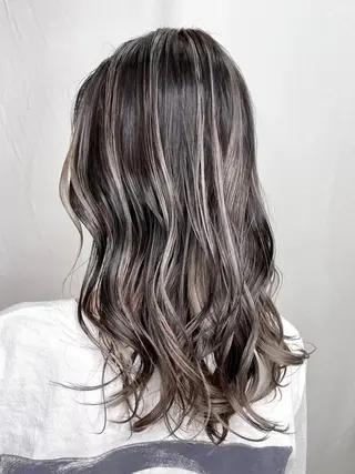 ミディアム カラー 縮毛/レイヤー 韓国/橋口のヘアスタイル