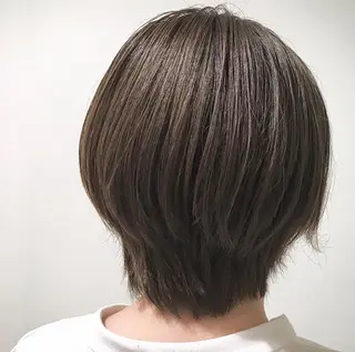 ショート カラー LUCAS所属・fuchigami suzunoのヘアスタイル