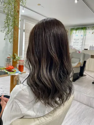 セミロング カラー 透明感🫧ナチュラル 🍀りんたろうのヘアスタイル