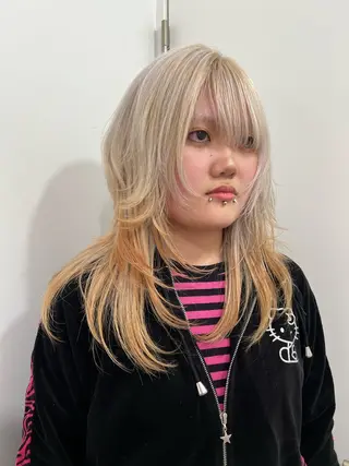 セミロング 💥ウルフカット デザインあんな💥のヘアスタイル