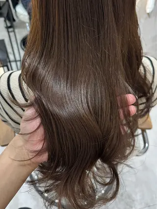 セミロング 赤み消し/オリーブ カーキ/福田れんのヘアスタイル