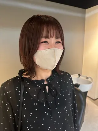 ミディアム ボブ、小顔レイヤー 暖色カラーほのか🍒のヘアスタイル